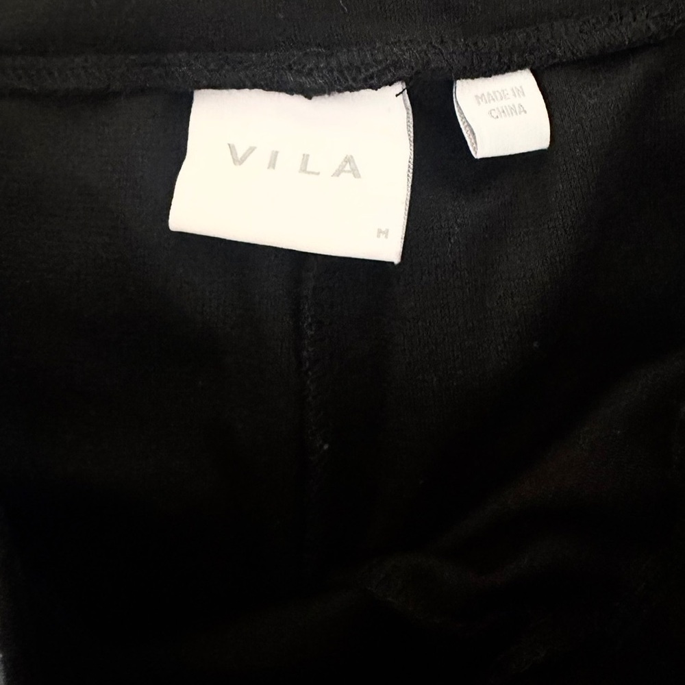 VILA Black Flare Pants With Split Hem Size Medium - Picture 8 of 8